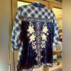 Andree by Unit Flannel with Embroidered Velvet Panel (Large)